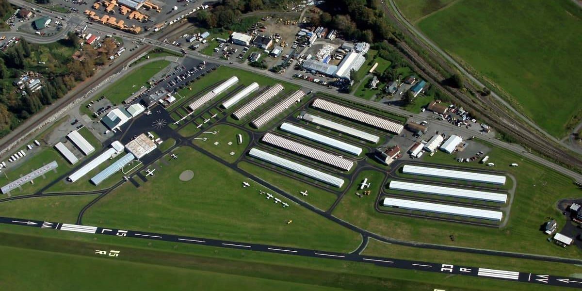 Area shot of skydive Snohomish From above in the air.